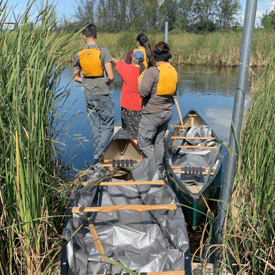 kids in canoes